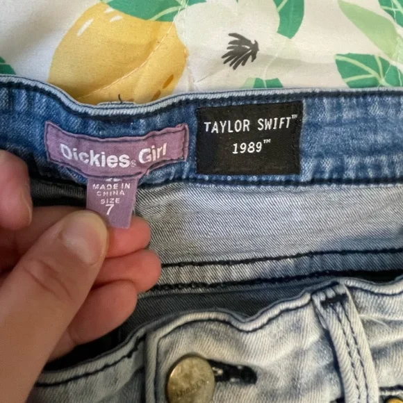 Rare Taylor Swift I Know Places We Are the Foxes 1989 Shorts Jean Dickies 7
